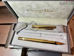 Christian Dior - Gold plated Fountain Pen with Gold nib