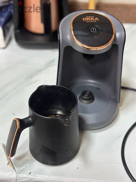 coffee machine OKKA بحاله ممتازه بالعلبه بتاعتها مكينه قهوه اوكا 0