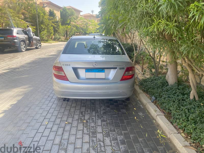 2009 Mercedes C180 with Apple CarPlay & Android Auto 3