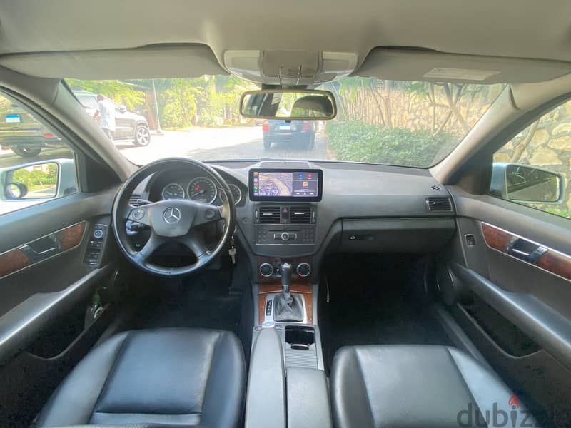 2009 Mercedes C180 with Apple CarPlay & Android Auto 4