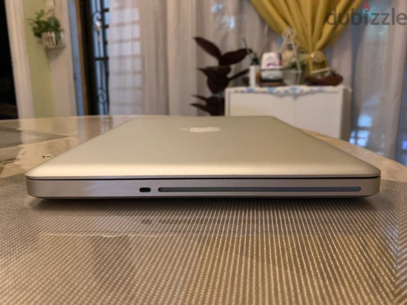 حالتة ممتازة لاب توب Apple pro core i5 2