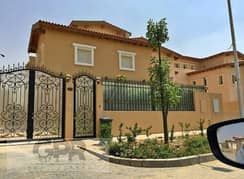 Villa Standalone  For Sale In Hyde Park In Fifth Settlement - فيلا للبيع في هايد بارك التجمع الخامس فيو مميز على لاند سكيب