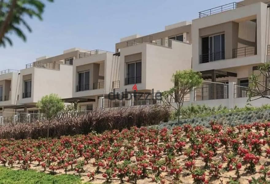 Town house middle for sale at a great price , a prime location with an area 225 m in palm hills New Cairo 9