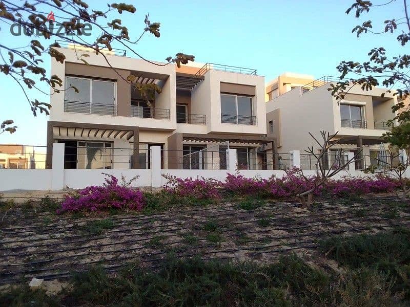 Town house middle for sale at a great price , a prime location with an area 225 m in palm hills New Cairo 11