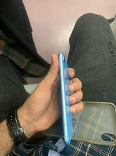 iPhone XR 128 77 بطاريه