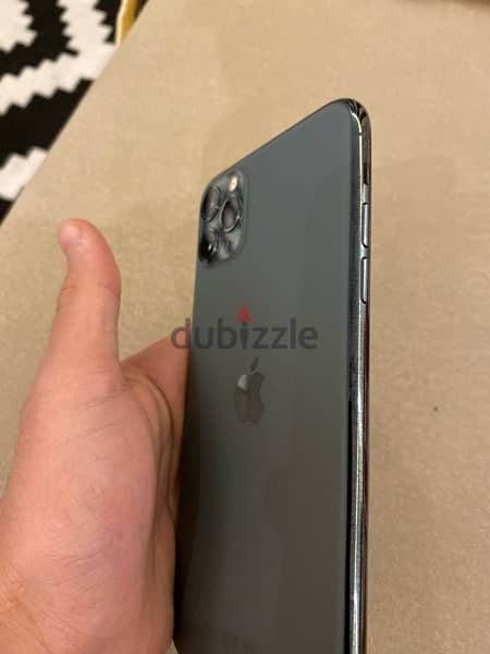 iphone 11 pro max 265GB 4