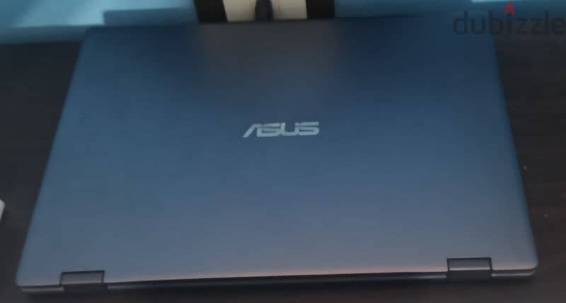 لابتوب Asus للبيع مع جميع مشتملاته. 0