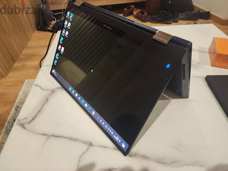 Asus zenbook pro 15 flip OLED 2