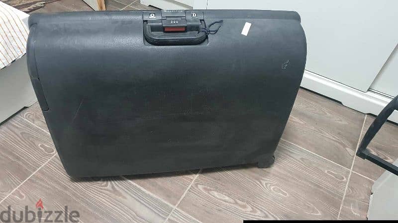 carlton luggage شنطة سفر للبيع كارلتون 3