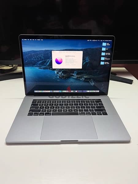 Macbook Pro 2019 15” core i7 10