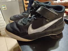 nike team hustle d 10