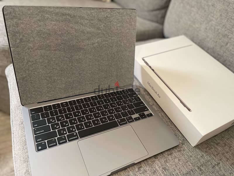 MacBook Air M2 6