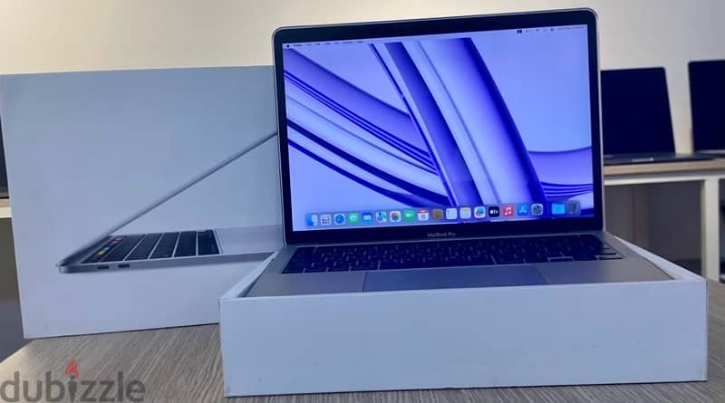 Mac book pro 13 inch 2020 touch bar (silver color) 16 RAM 512 GB 3