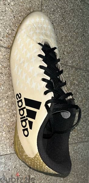 Adidas shoes 16.4x