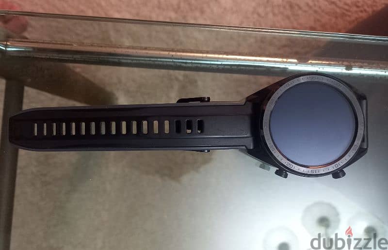 Huawei watch gt-dp9 ساعة ذكية with charger 4