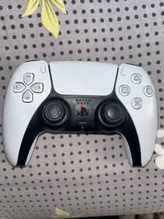 PS5 controller