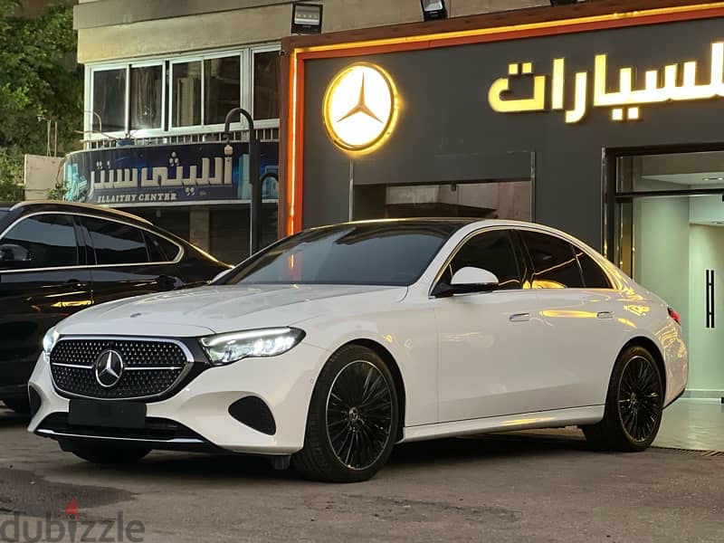 Mercedes Benz E200 AMG 2024 1