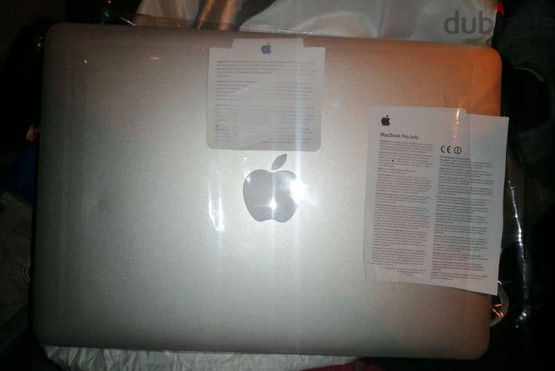 MacBook Pro 2015 13.3” 8GB RAM 3