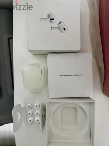 Air Pods Pro 2 Lightning Port 5