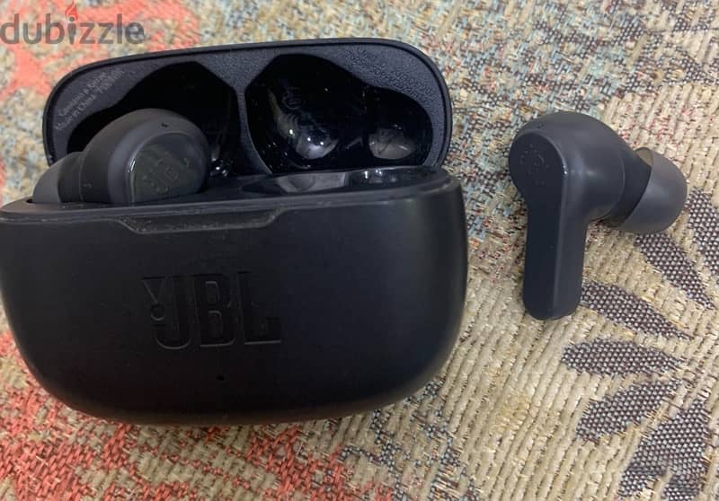 سماعه جي بي ال واڤ٢٠٠  JBL WAVE200 0