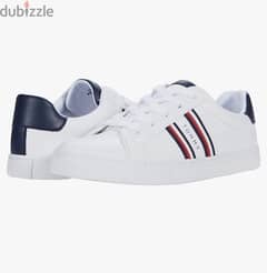 Tommy Hilfiger white sneakers