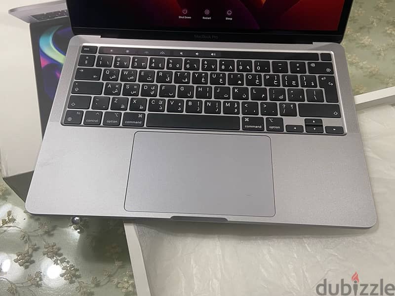 Macbook Pro M1 16GB Storage 1 Tera   جديد تماما بكل حاجته 4