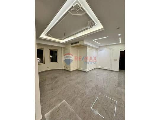 Resale Luxury standalone with pool in the 9th district Zayed 3