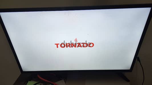 شاشه  ٣٢ بوصة tornado