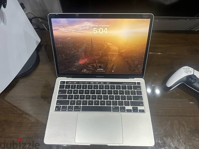 macbook pro m1, in very good condition 5