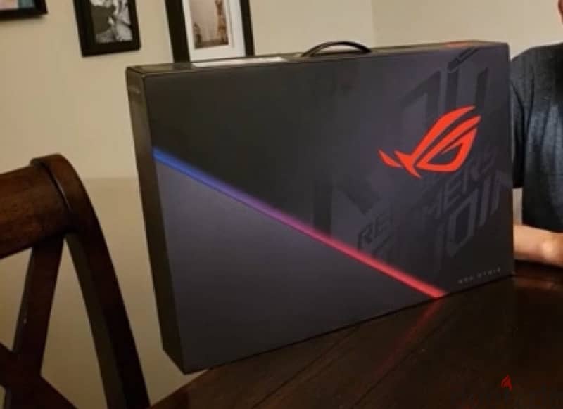 asus rog strix ( the king ) 8