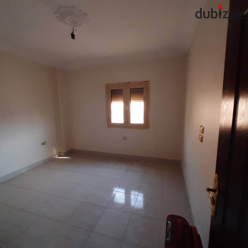 Apartment for sale  320m New cairo  banafseg buildings 23