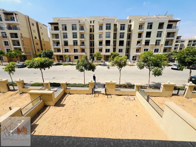 Minutes away from the American University in Sarai Compound, invest in an 80m studio, a repeated floor, at a special price with a down payment 5% 5