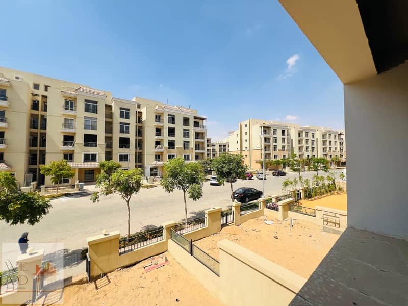 Minutes away from the American University in Sarai Compound, invest in an 80m studio, a repeated floor, at a special price with a down payment 5% 13