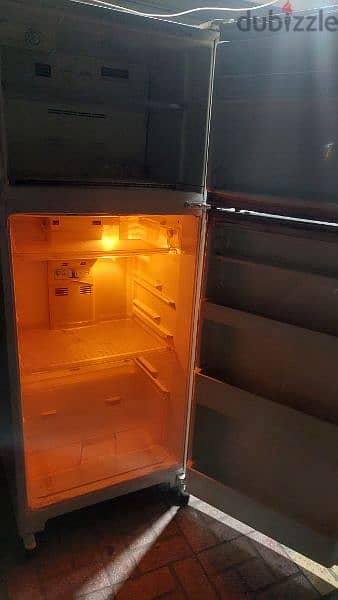 ideal refrigerator ثلاجه ايديال 14 قدم 2