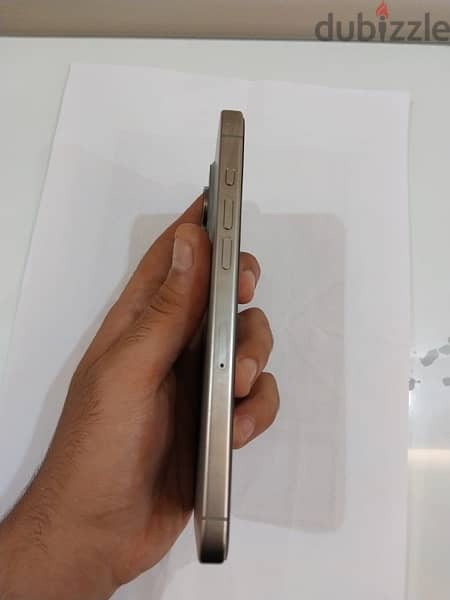 iphone 15 pro max 256 Natural titanium 8