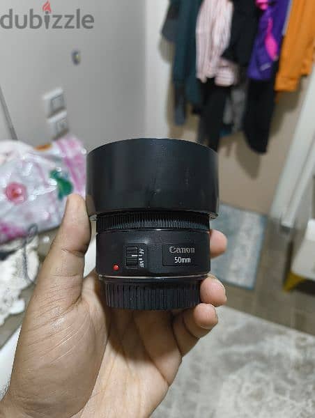 كاميرا canon 4000d بحاله الزيرو بالاضافه لعدسه ٥٠ ملي 6