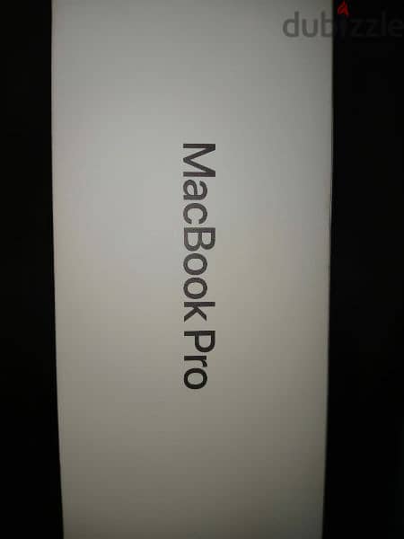 apple MacBook pro جديد كرتونه مقفله 6