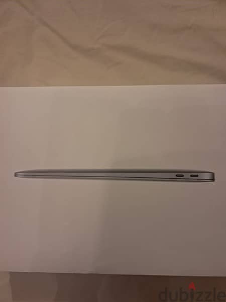 Macbook Air MGN63 13" Display, Apple M1 Chip/ 8GB RAM 3