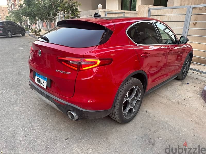 Alfa Romeo Stelvio 2019 1