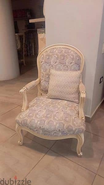 furniture, chairs خصم يصلي الي ٦٠% علي معروضات 2