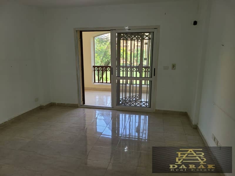 186 sqm + 65 sqm North-Facing Ground Floor Apartment with Private Garden for Sale in Madinaty 4