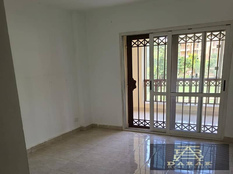 186 sqm + 65 sqm North-Facing Ground Floor Apartment with Private Garden for Sale in Madinaty 13