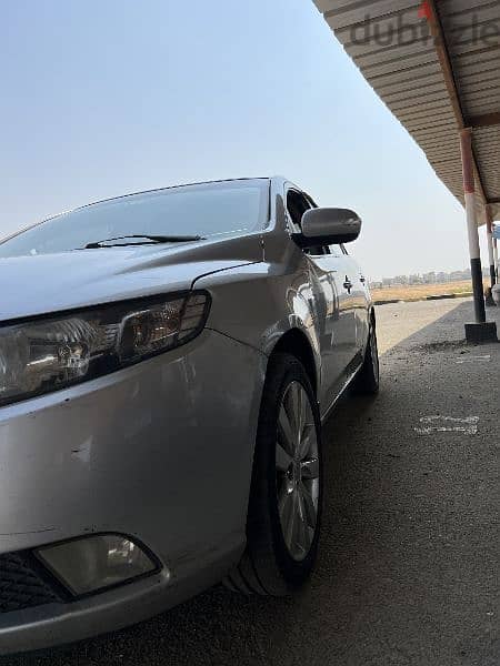 Kia Cerato 2010 1