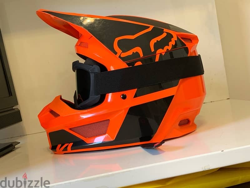 Fox off-road helmet V1 3