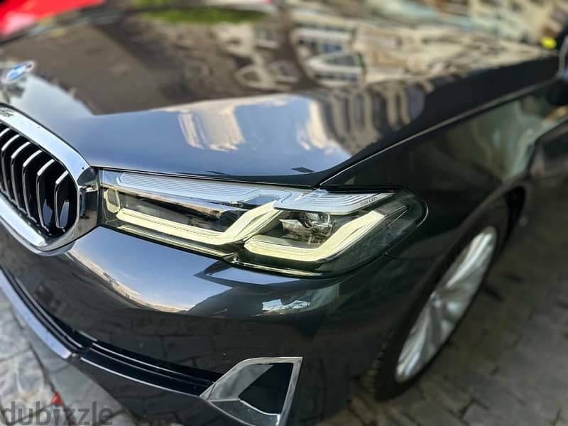 BMW 520i Luxury  2023 2