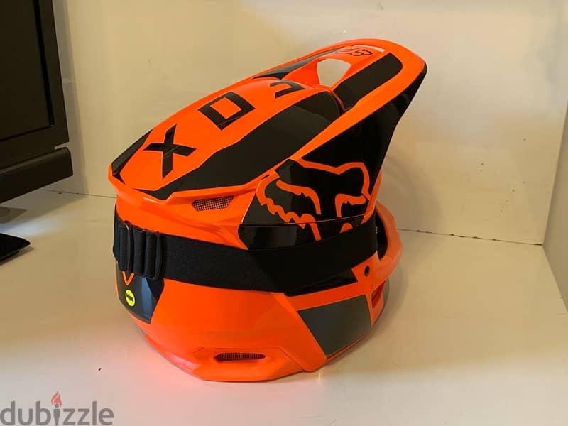 Fox off-road helmet V1 4