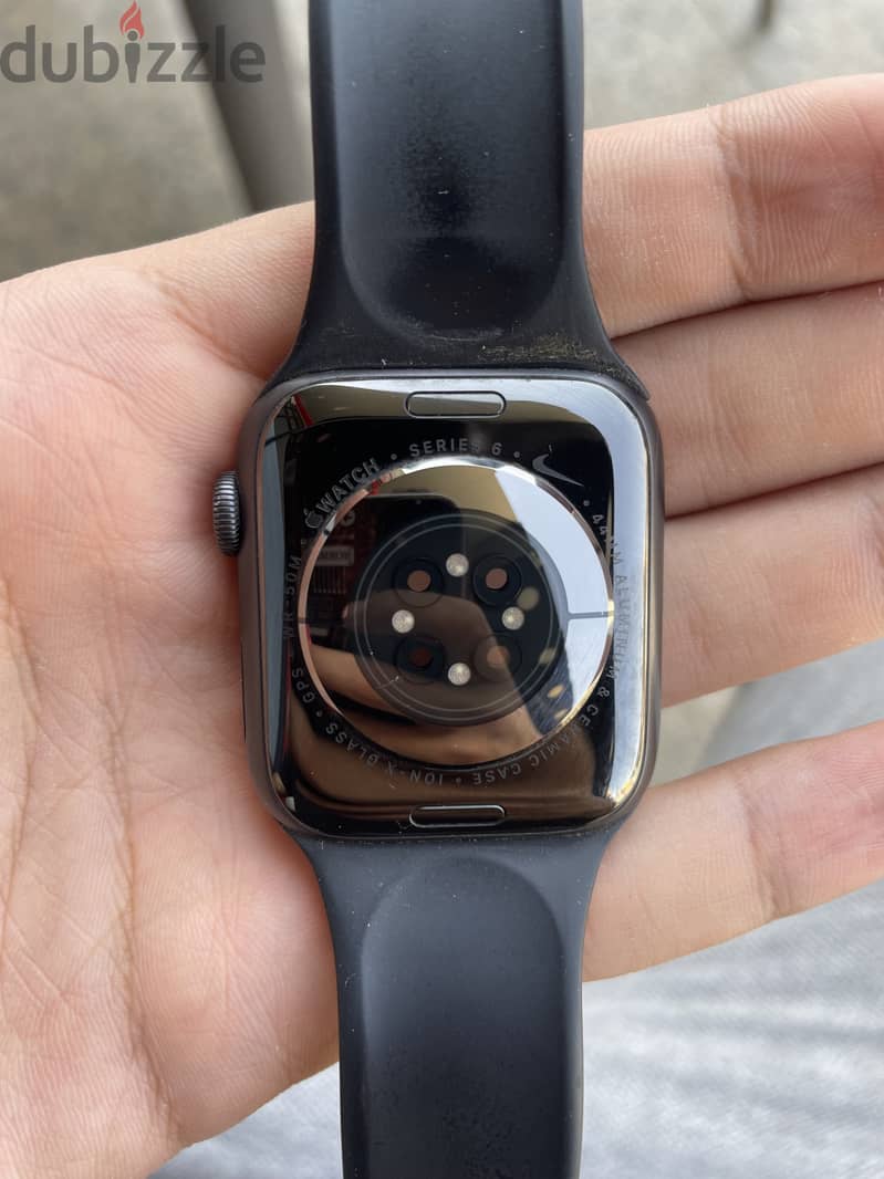 (44m - Nike Edition) Apple Watch series 6 1