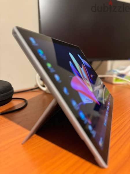 Surface Pro 7+ for Sale – Like New! 4