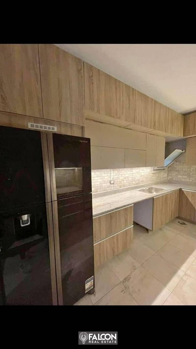 For sale, a 206-meter duplex apartment with a 42% cash discount and the possibility of paying the cash discount percentage over 6 years in Taj City Co 1