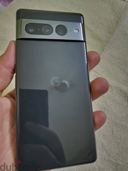 Google pixel 7 pro like new 0